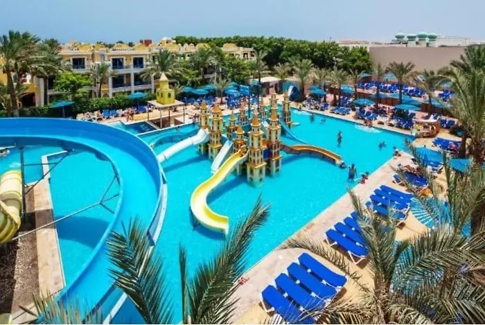 Luxury One Bedroom At Mirage Bay & Aqua Bark Alpesi faház Gurdaka